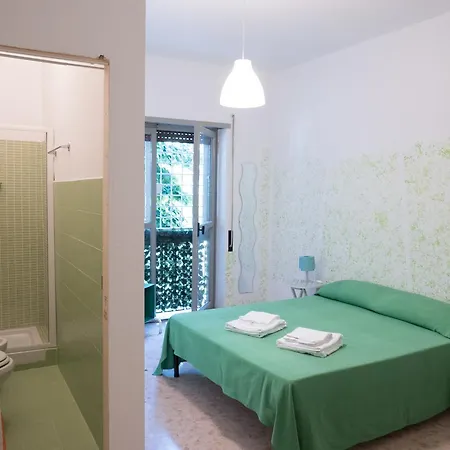 Next Stop Da Florindo בית הארחה *